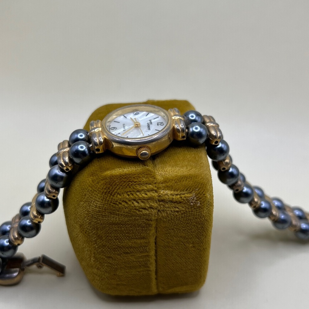 Vtg Saint Laurent Quartz Watch Swiss Movt Gold Tone Faux Pearl Bracelet MOP Dial - Picture 6 of 17
